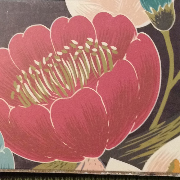 NWT vntg 8” x 10” photo Frame Love lives here. - Picture 3 of 4